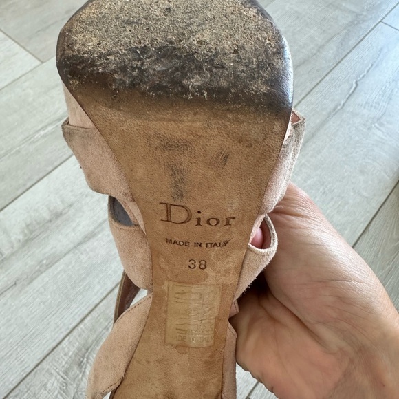 Christian Dior Ingenue Suede Bow Sandals - Picture 9 of 9